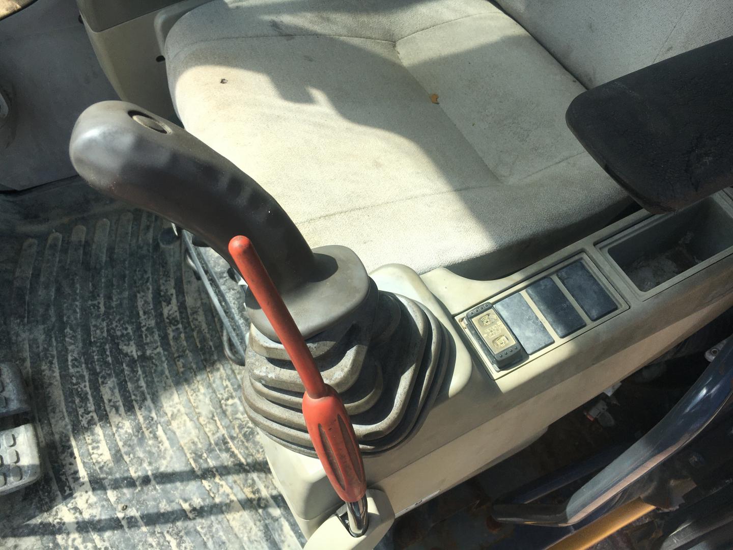 ./imagenes/INVOICE/2019/16911/EXCAVADORA JOHN DEERE 250G LC (29).JPG